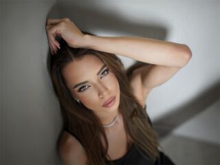 AdaNash Streaming