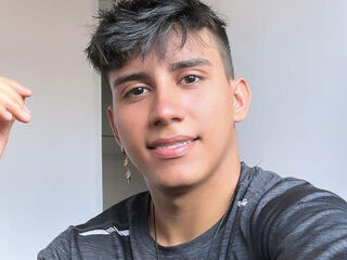 AlexCano Performer