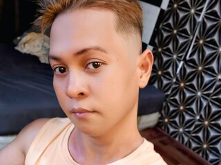 AlexanderAdjeli Exclusive