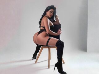 AliciaHanks Fucks
