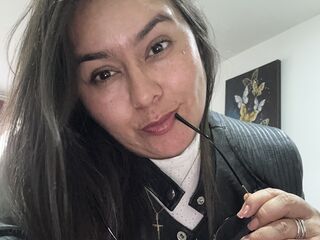 AnaidWhite Flirty