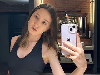 AnnaHogan Model