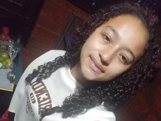 AntonelaBlazeLuv Girl