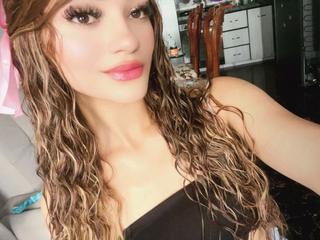 Arianaa_Rose Watching