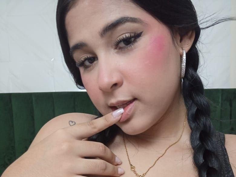 Catalina_Fadul Watch