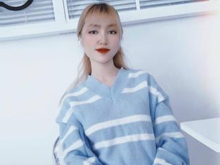 EmilyaDell See