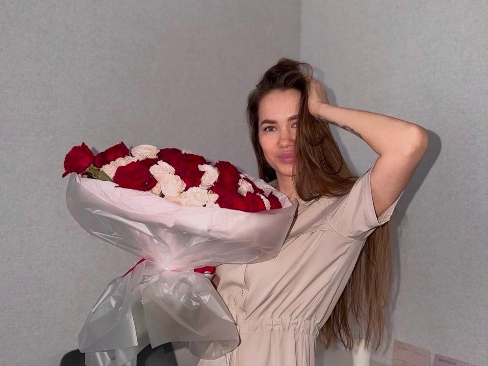 Flowna Performer