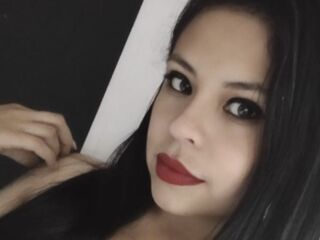 KellyLoraine Live