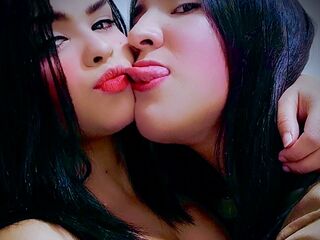 KiaraAndPollyy Freecam