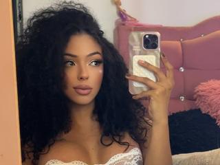 LauraCollingss Freechat