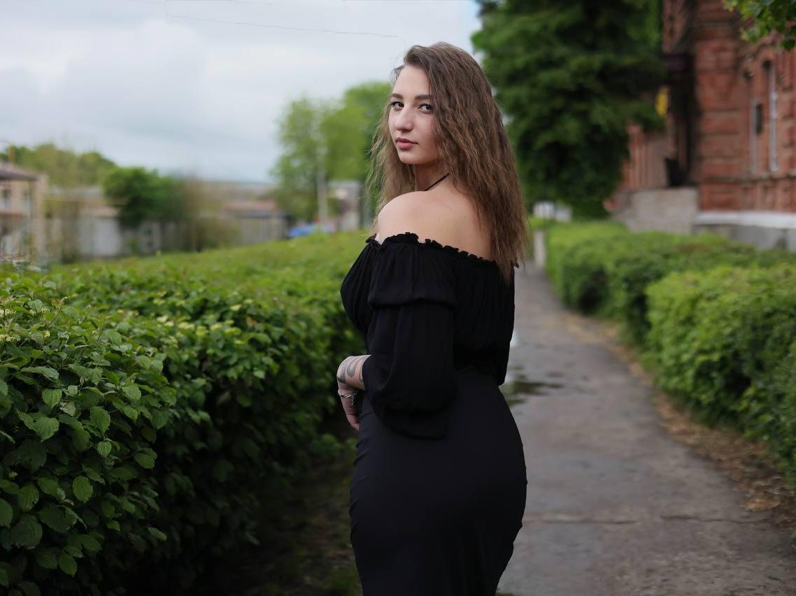 LioraOne Flirt