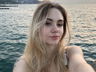 LunaMillie Jasmin