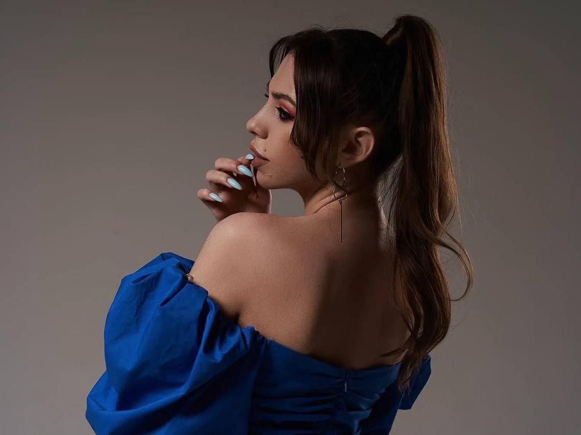 MelissaMagics Naked