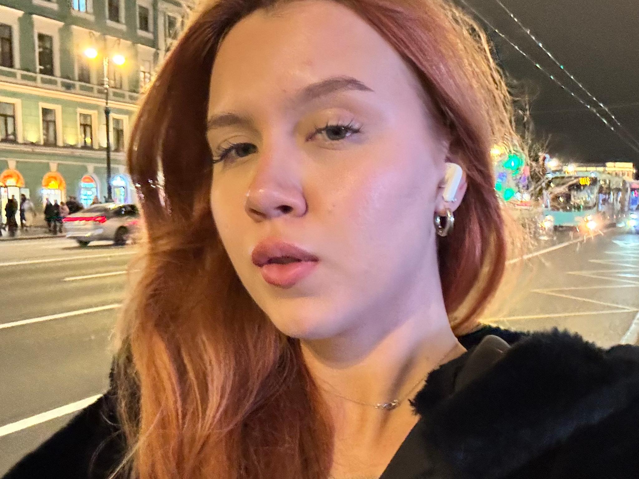 wiwixAlina Hot